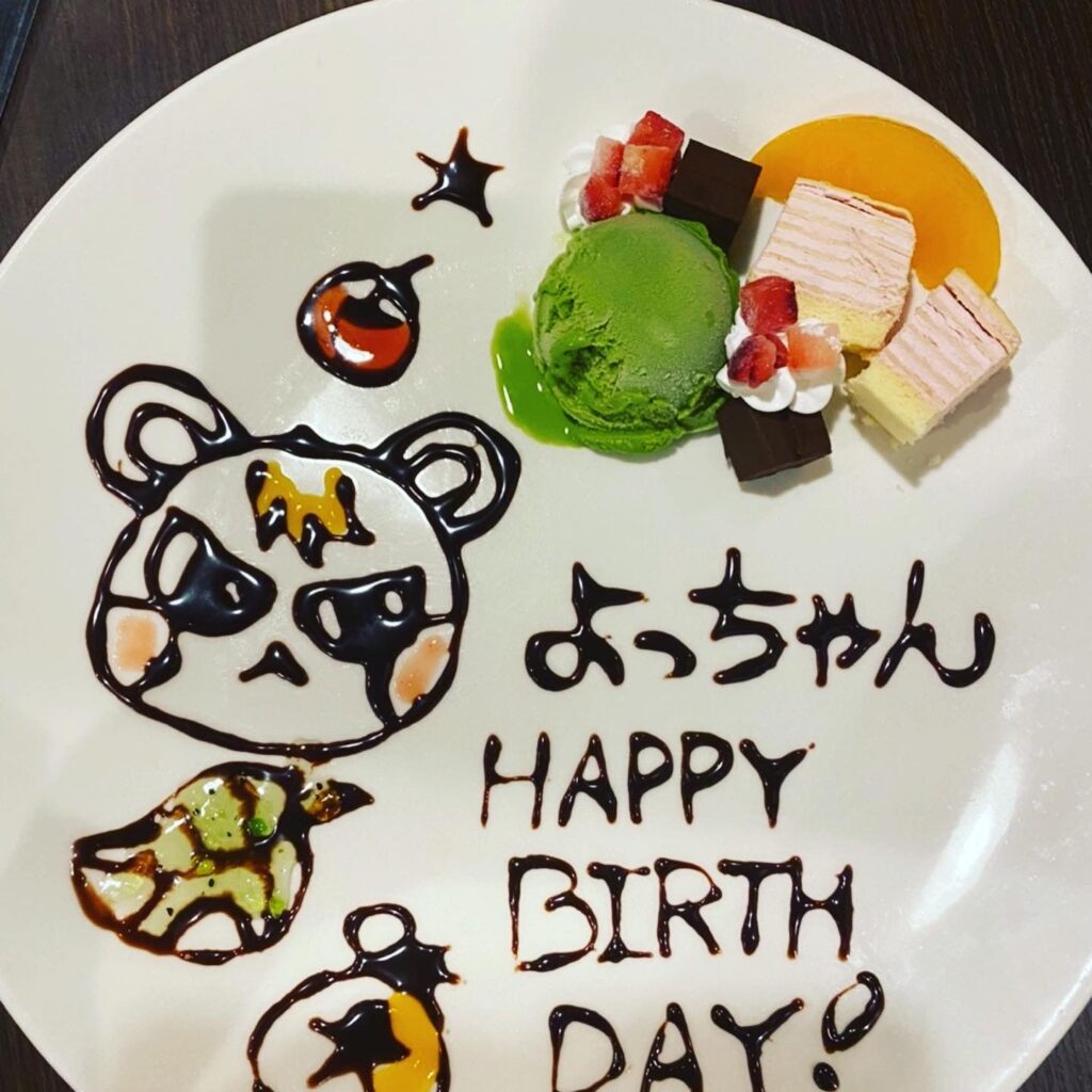 お誕生日 記念日はココイロカフェで 大阪 和歌山でカフェ Cocoiro ココイロ を運営する株式会社colors カラーズ